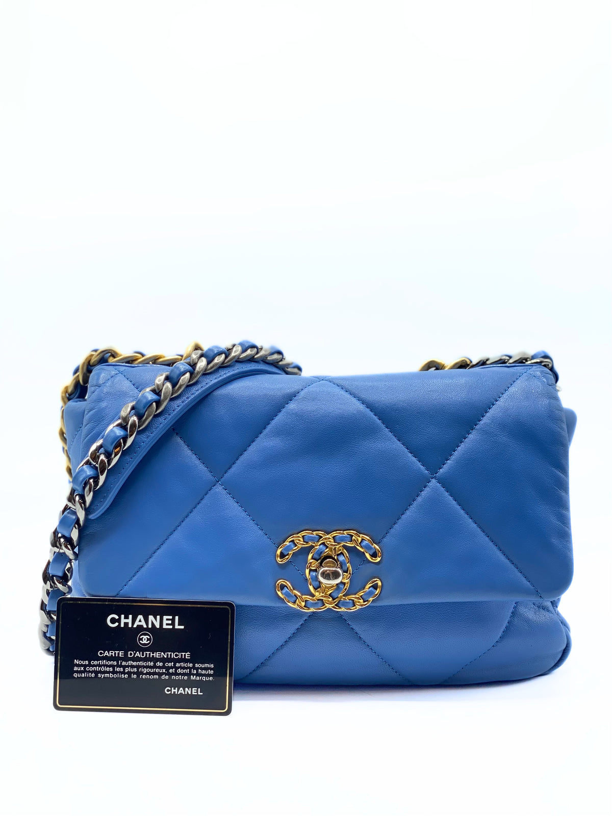 CHANEL | 19 Small Blue