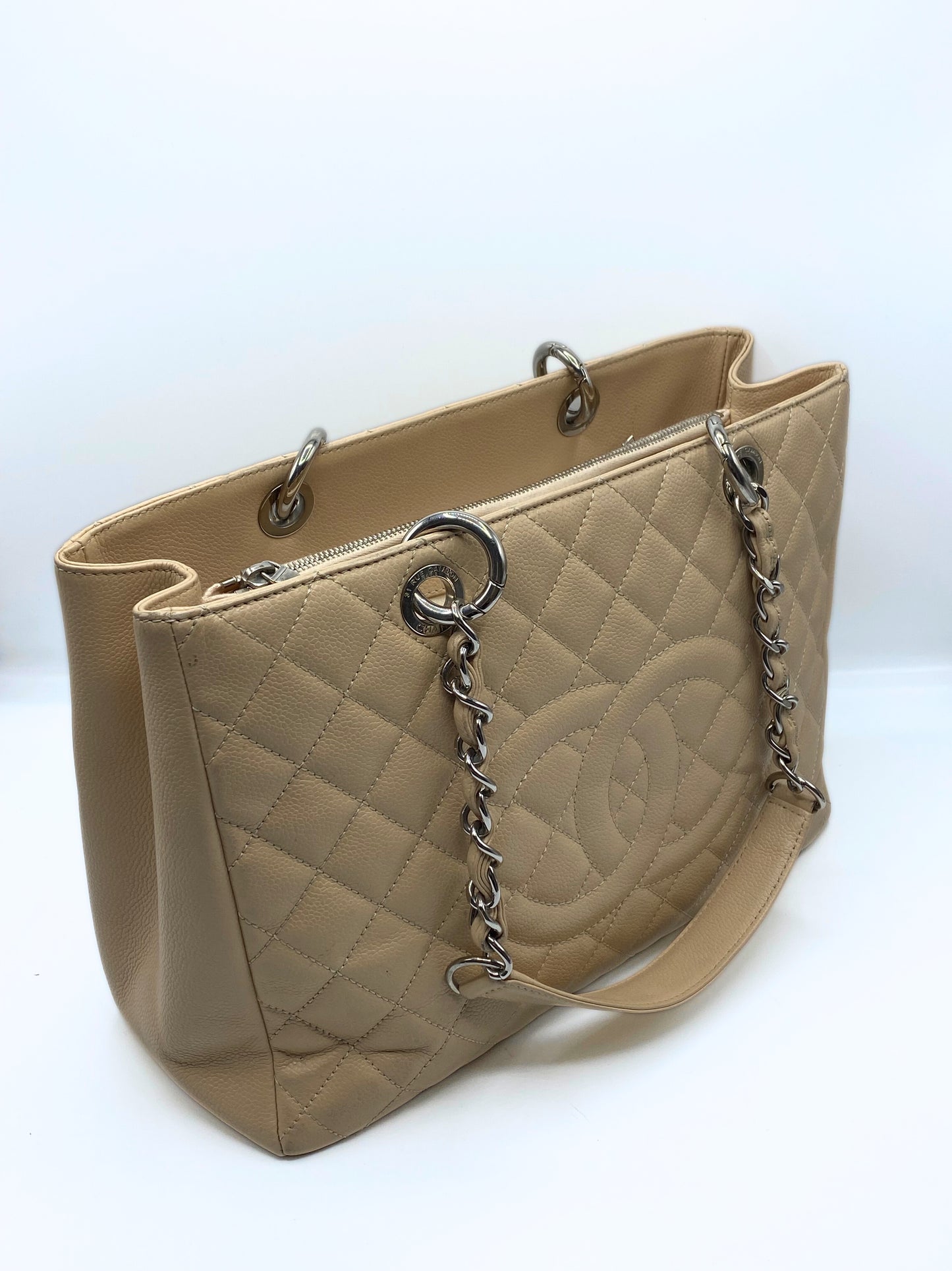 CHANEL | GST Beige in Caviar