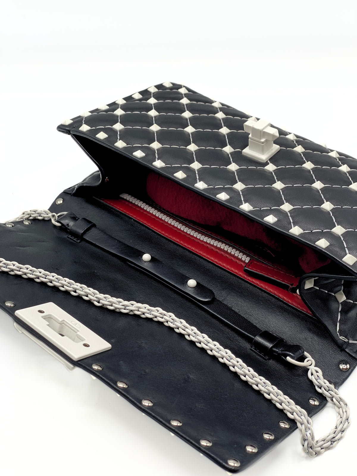 VALENTINO | Rockstud Wallet On Chain
