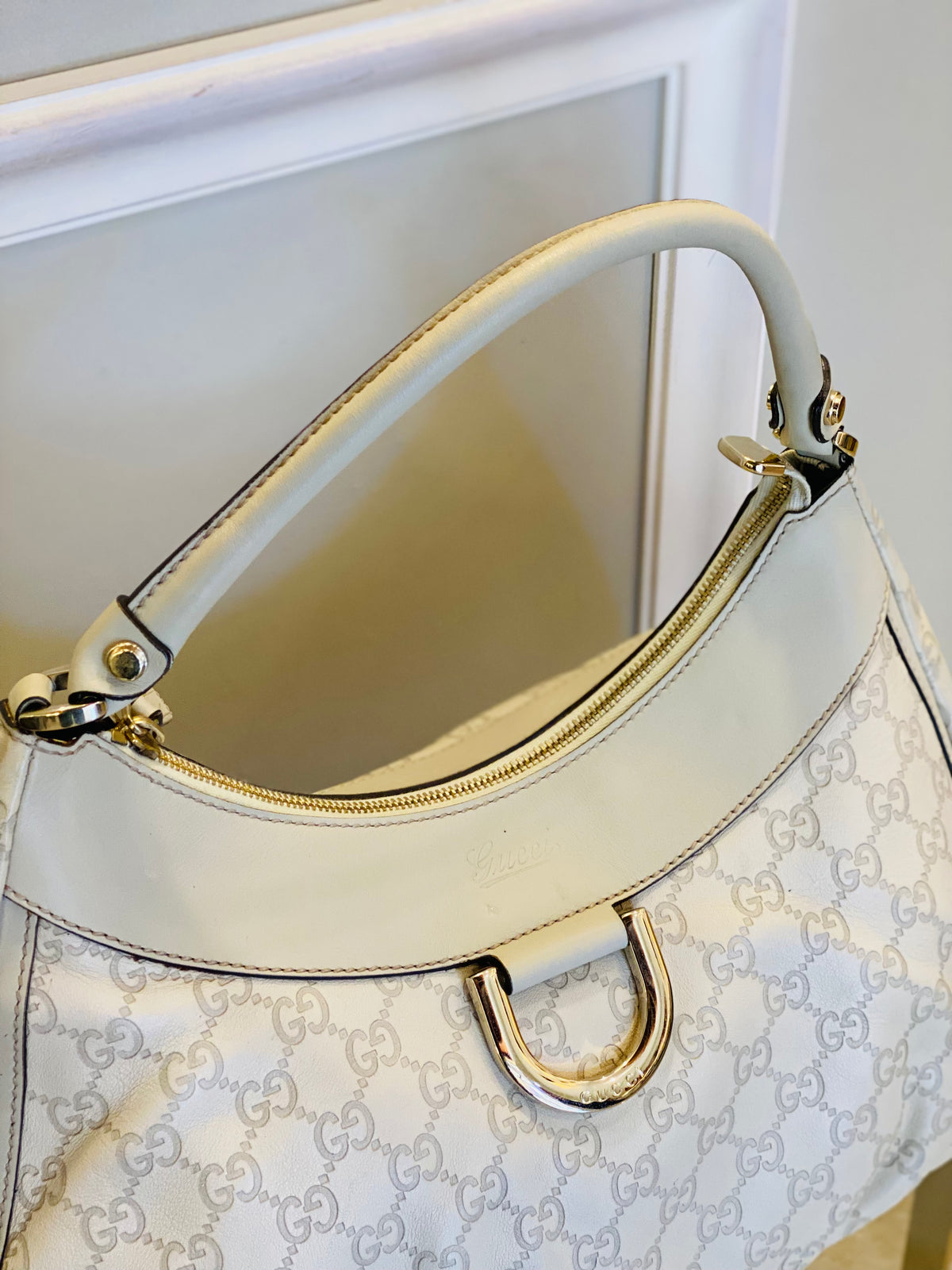 GUCCI | Abbey  Handbag Guccissima