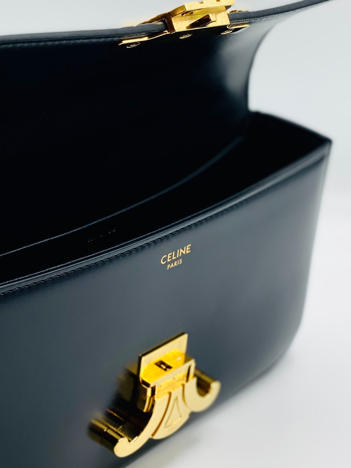 CELINE | CLAUDE Chain Shoulder Bag in  Shiny Black Calfskin Leather