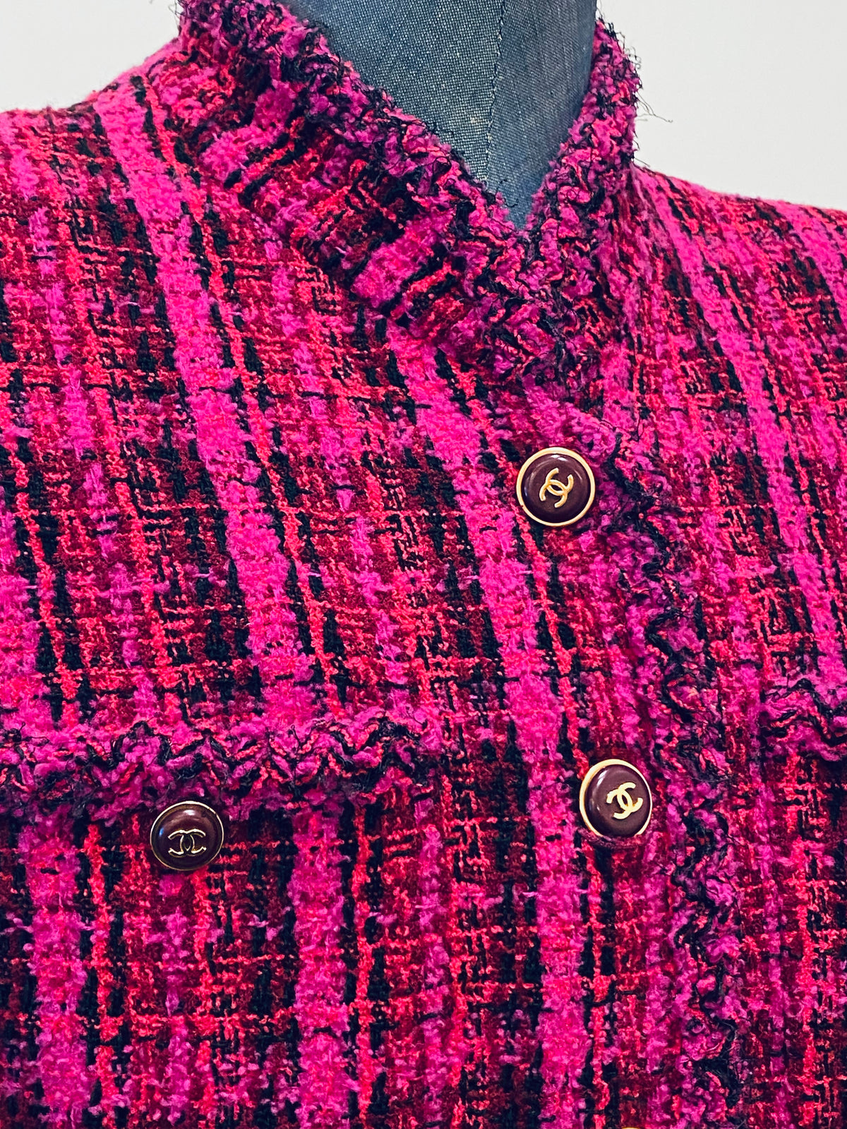 CHANEL | 1995 RUNAWAY TWEED JACKET