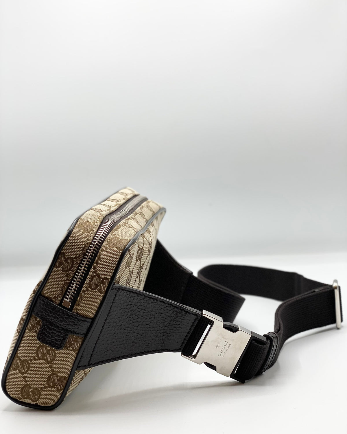 GUCCI | Beige GG Canvas Belt Bag