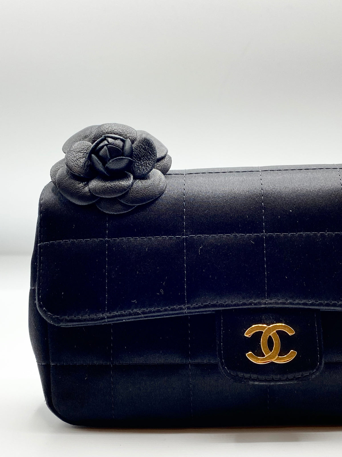 CHANEL | Choco Bar Camelia