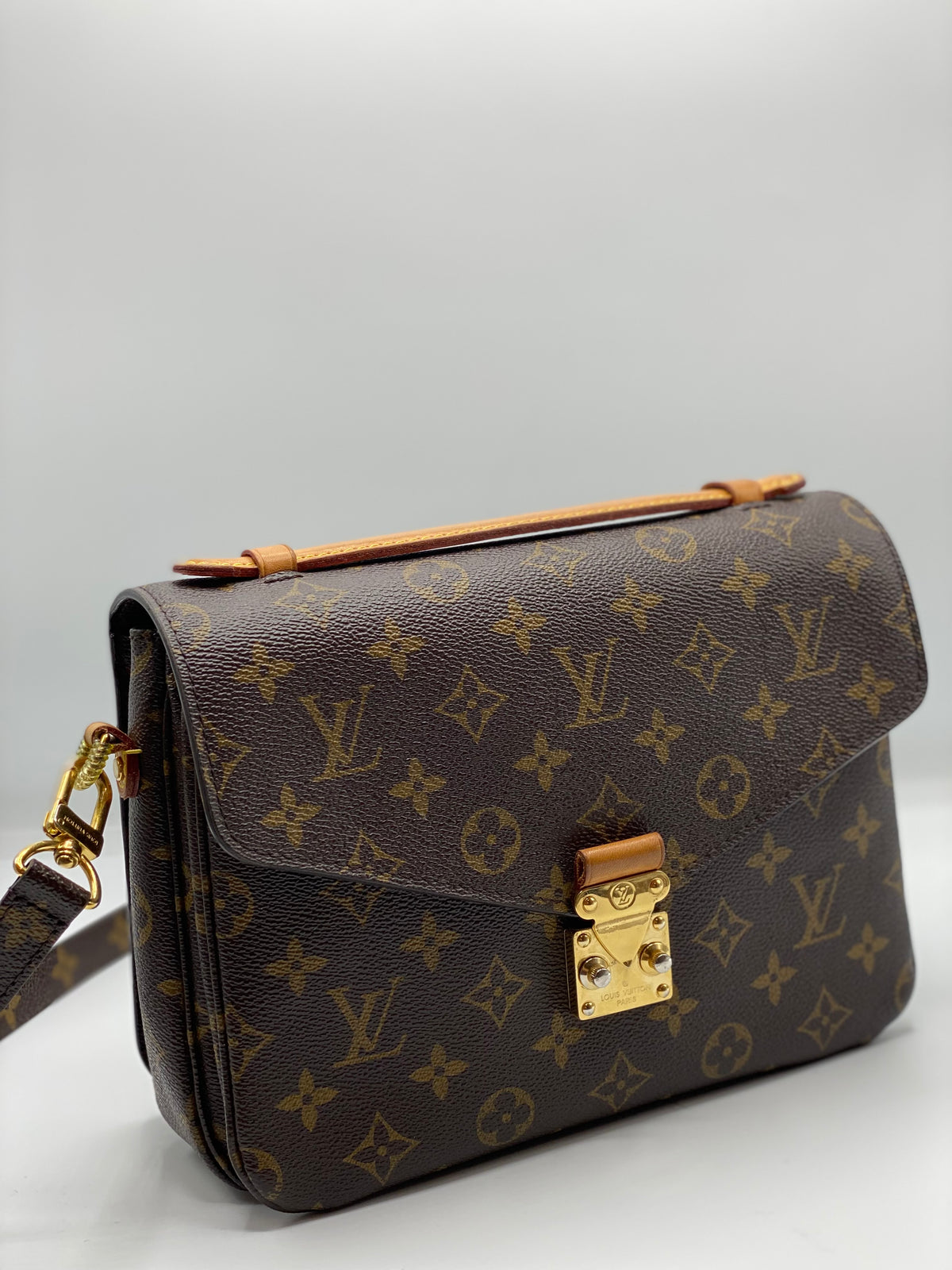 LOUIS VUITTON | Pochette Métis