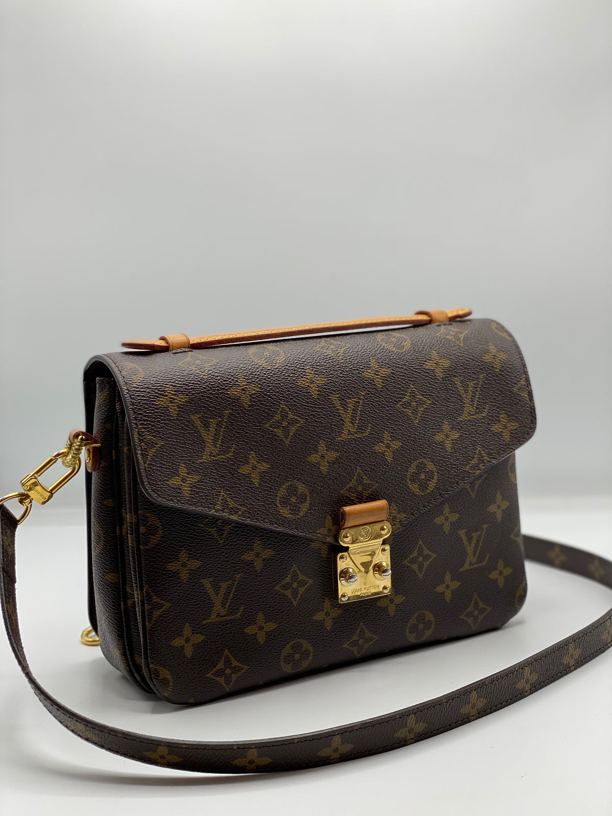 LOUIS VUITTON | Pochette Métis