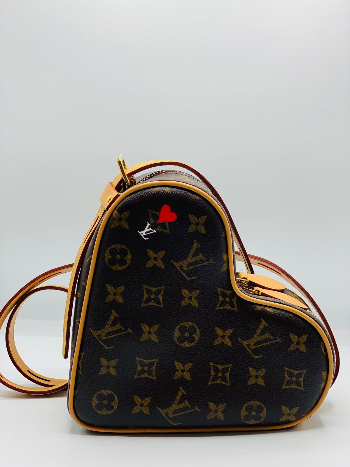 LOUIS VUITTON | Coeur Heart Bag Game On Monogram Limited Edition