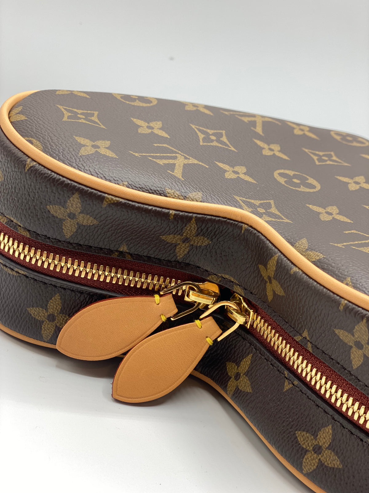 LOUIS VUITTON | Coeur Heart Bag Game On Monogram Limited Edition