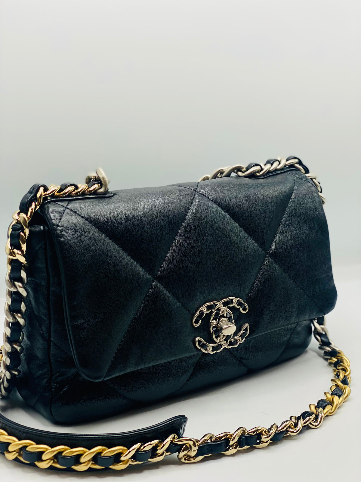 CHANEL | Chanel 19 Small in Black Lambskin Leather