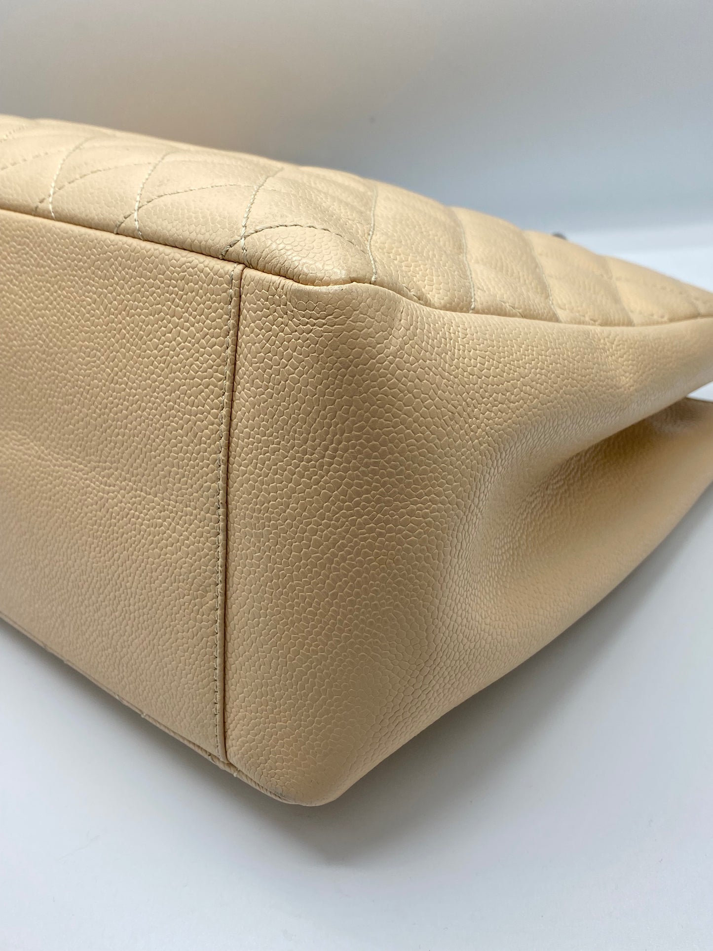 CHANEL | GST Beige in Caviar