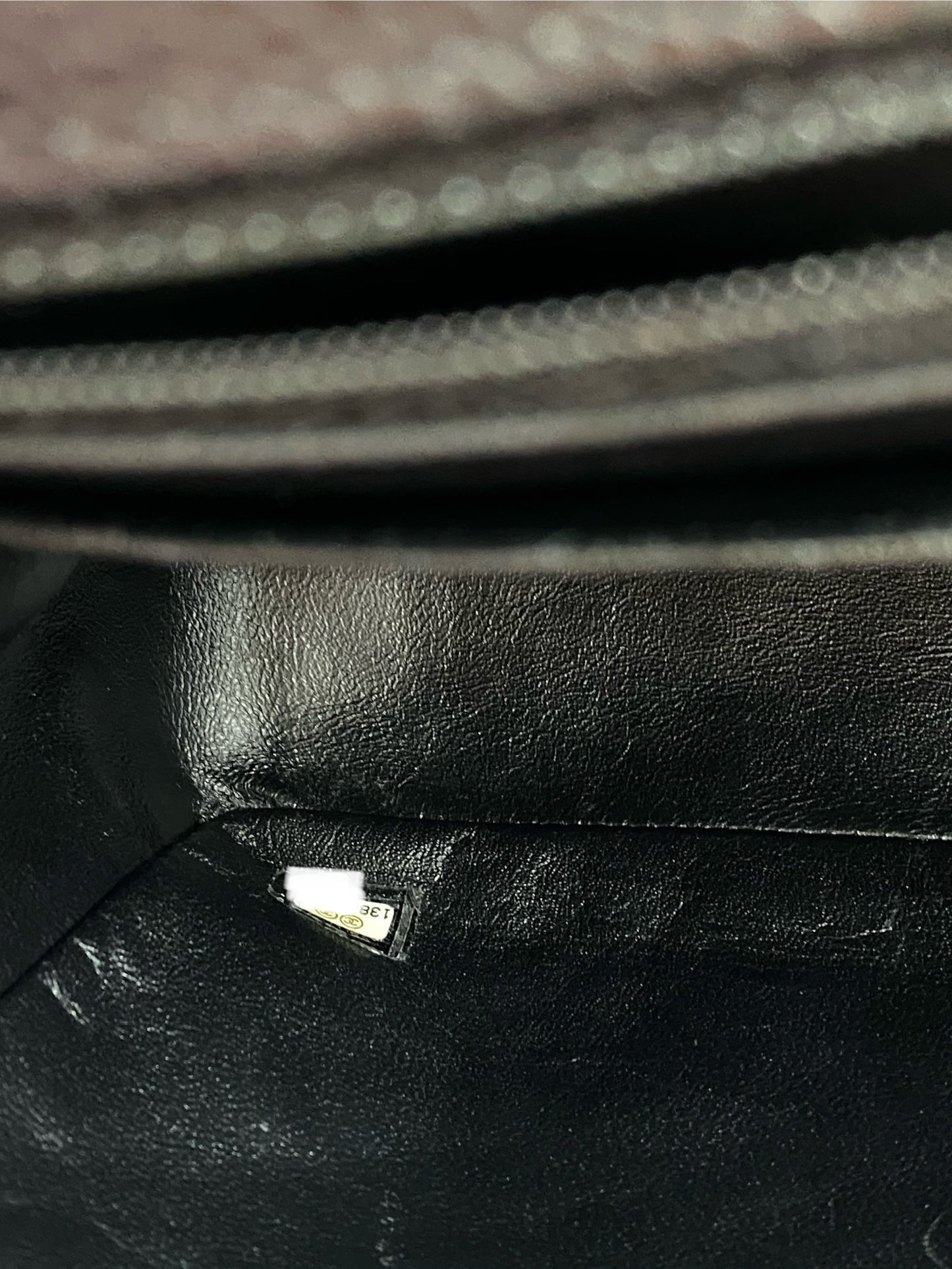 CHANEL | Maxi Jumbo Black Caviar