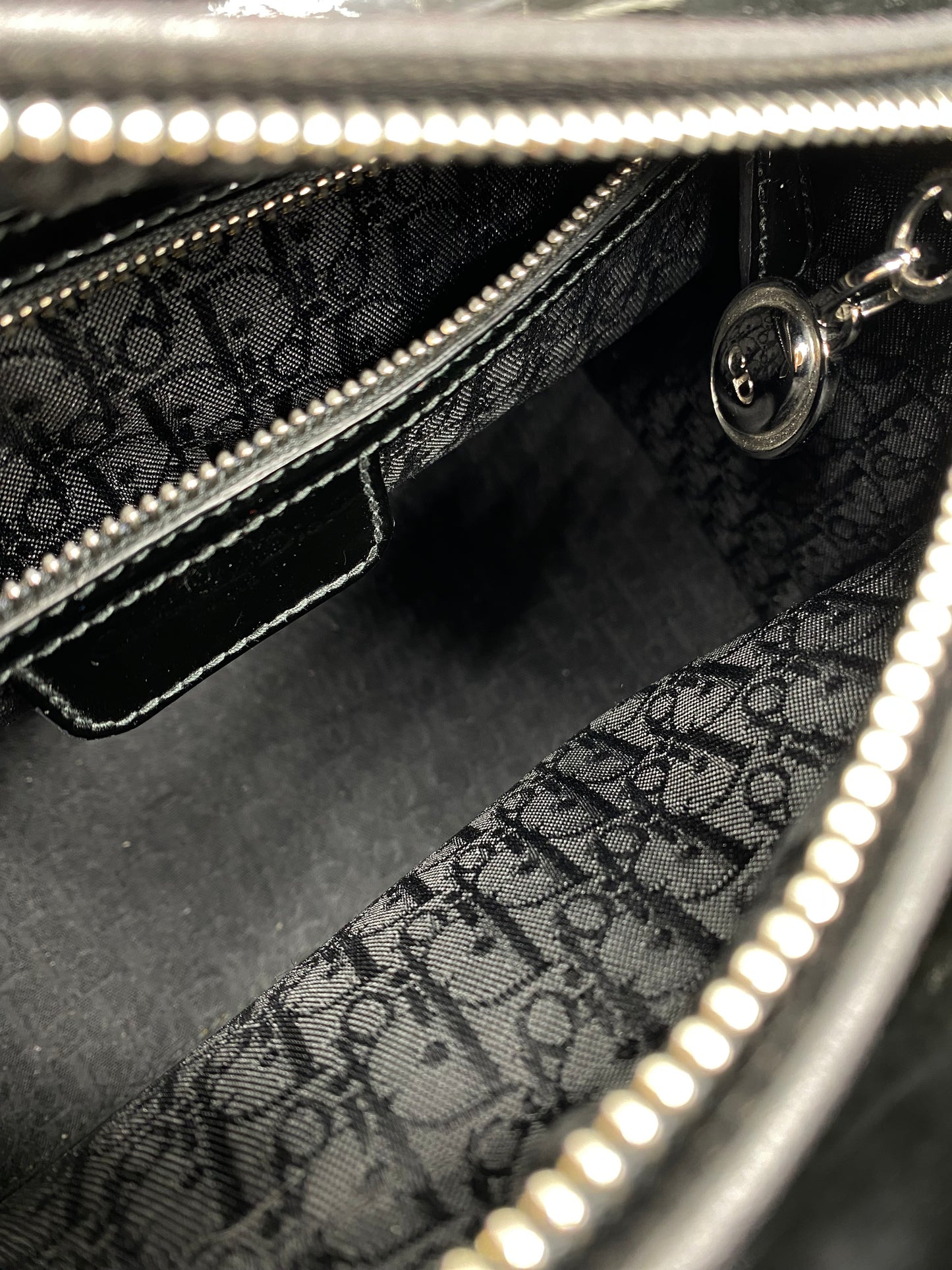 DIOR | Lady Dior Medium Black Pattent Leather