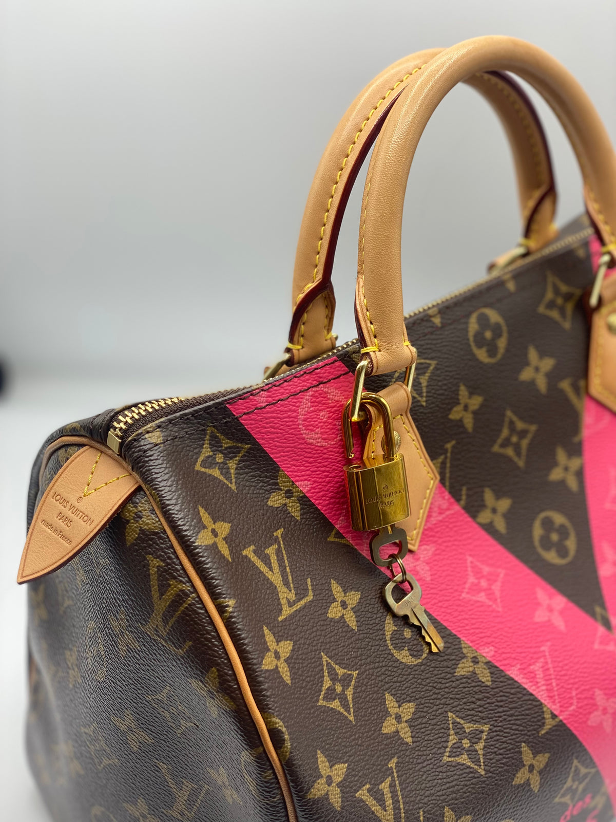 LOUIS VUITTON |  Speedy 30 Monogram V-Pink Limited Edition Summer 2015