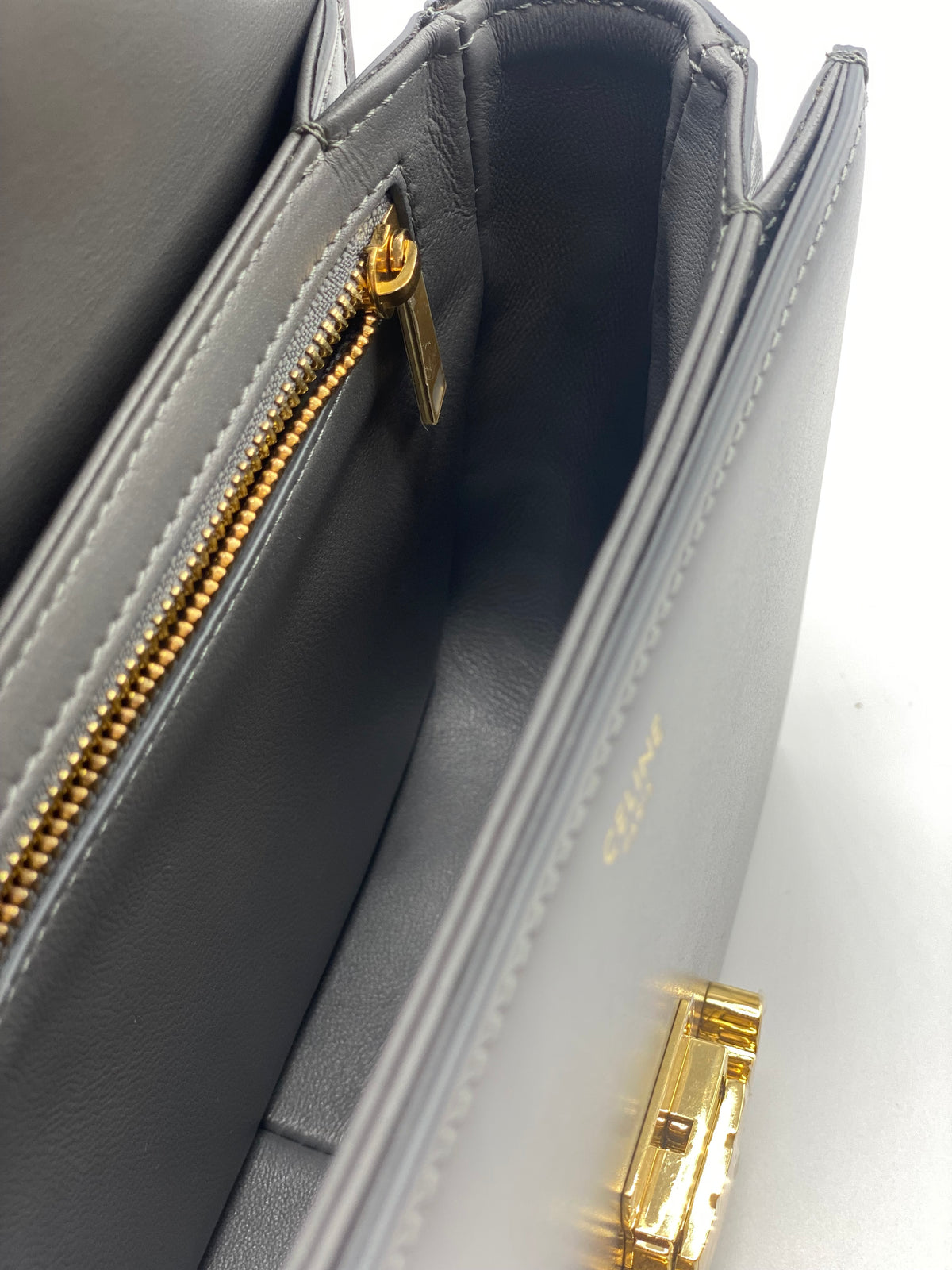 CELINE | TRIOMPHE TEEN BAG IN GRAY CALFSKIN LEATHER