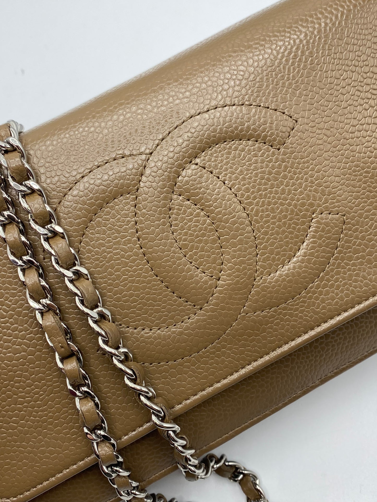 CHANEL | CC Wallet on Chain Khaki