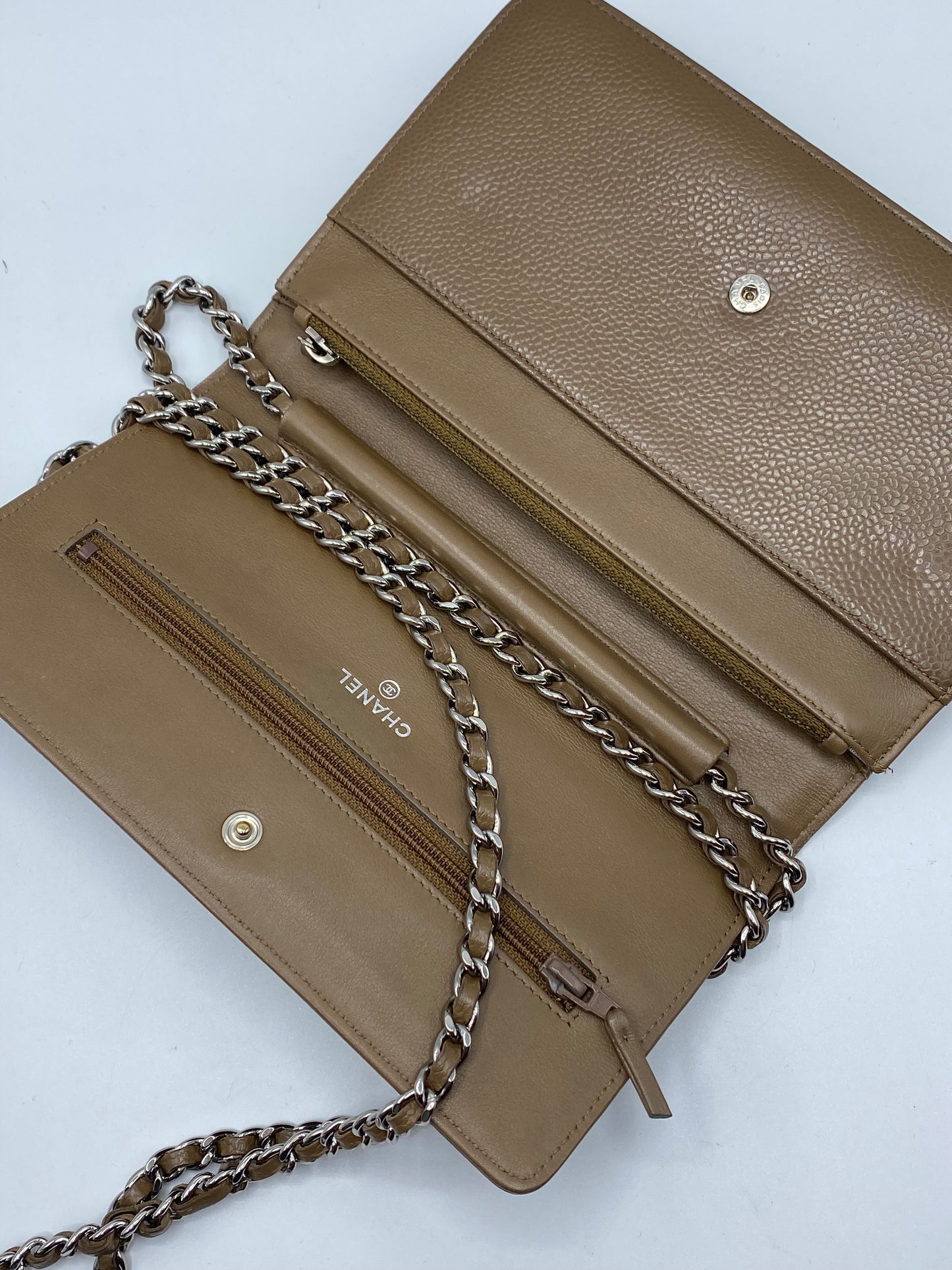 CHANEL | CC Wallet on Chain Khaki