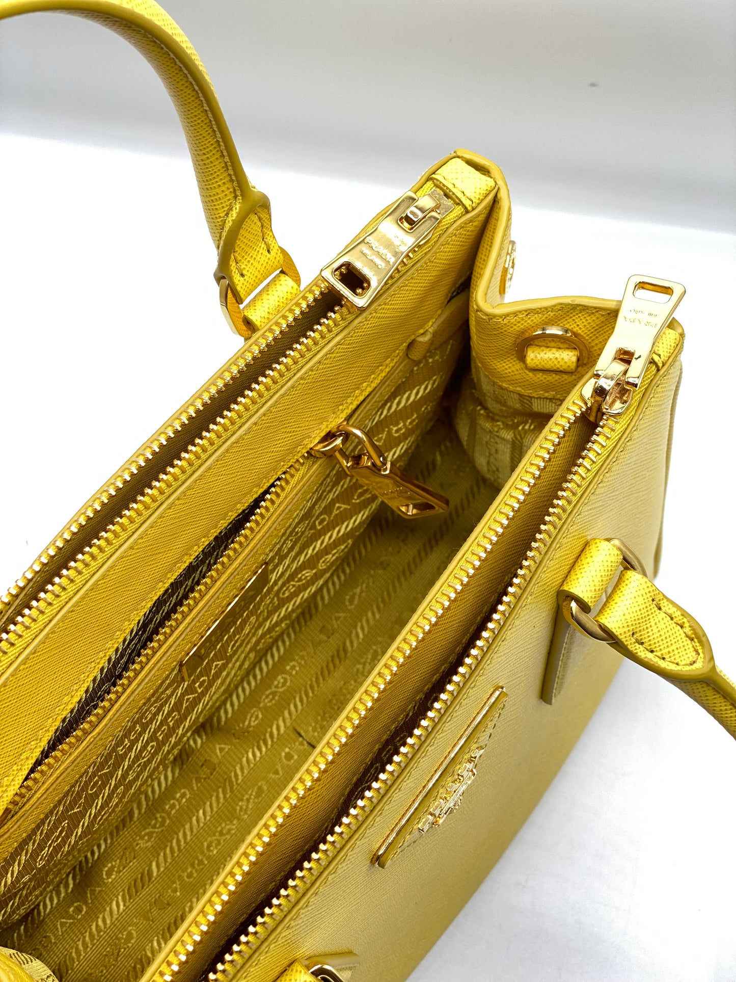 PRADA | Galleria Small in Yellow Saffiano