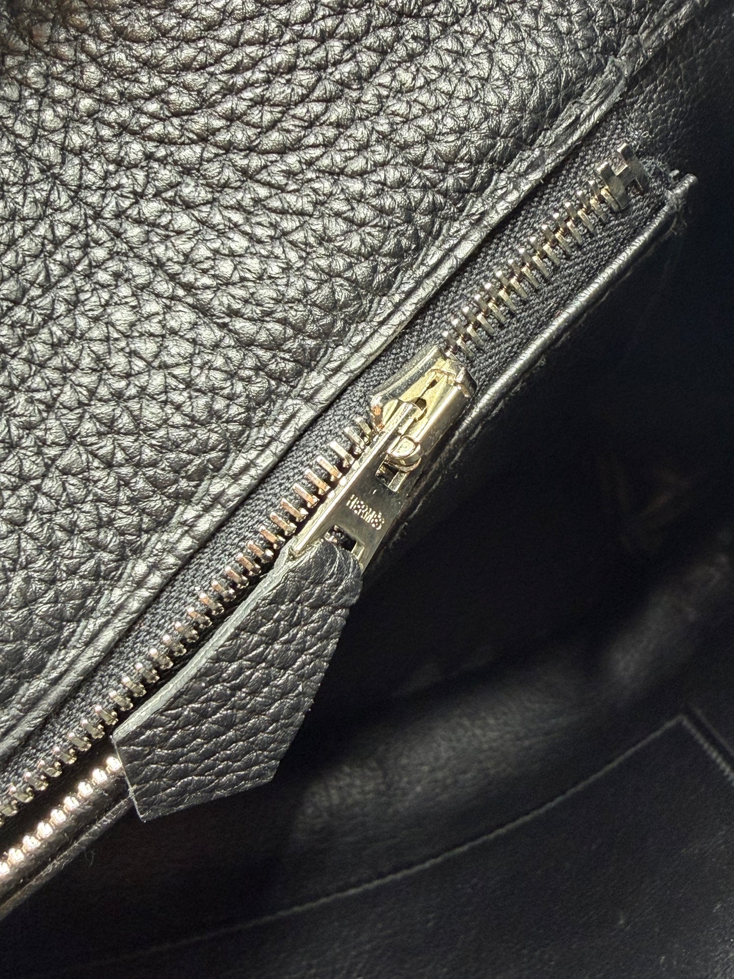 HERMES | So Kelly 22 Bucket Bag