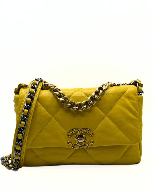CHANEL |  19 Flap Bag Medium – Yellow