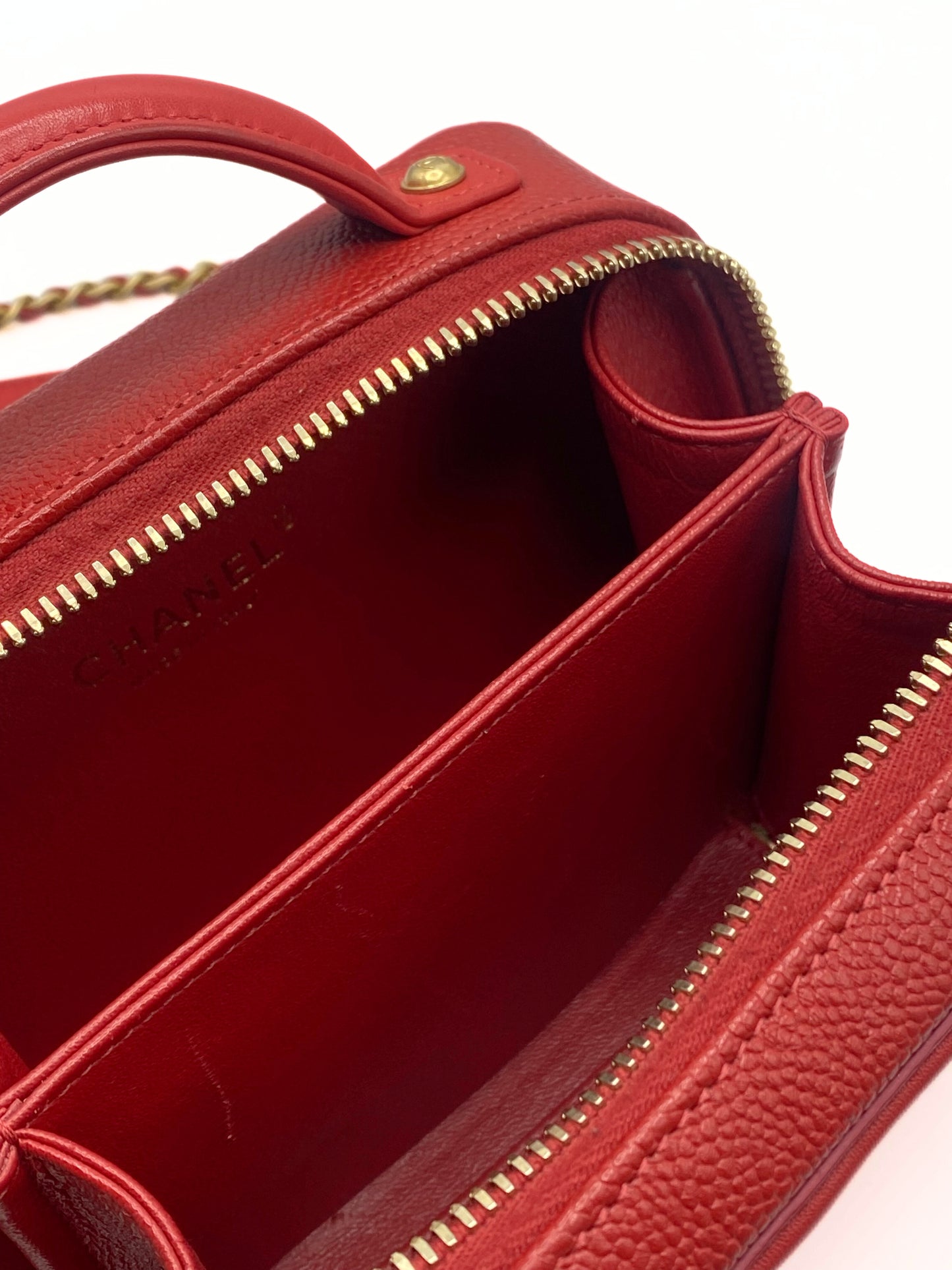 CHANEL | Vanity Small Red Caviar