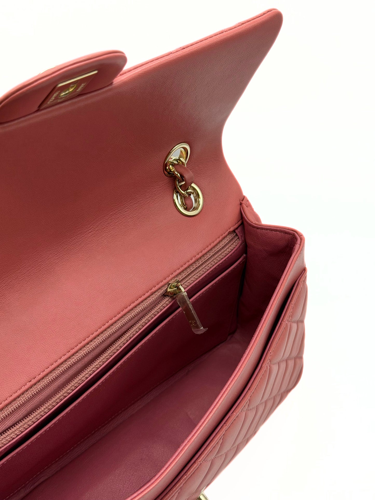 CHANEL | Limited Edition Medium Valentine Charm Single Flap Bag