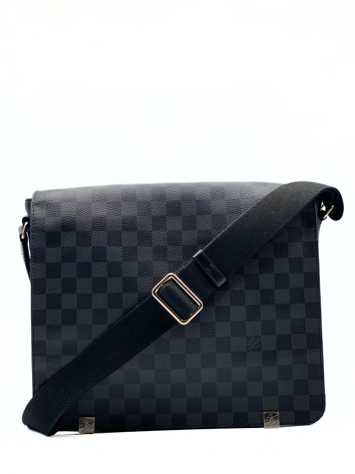 LOUIS VUITTON | District Messenger Bag