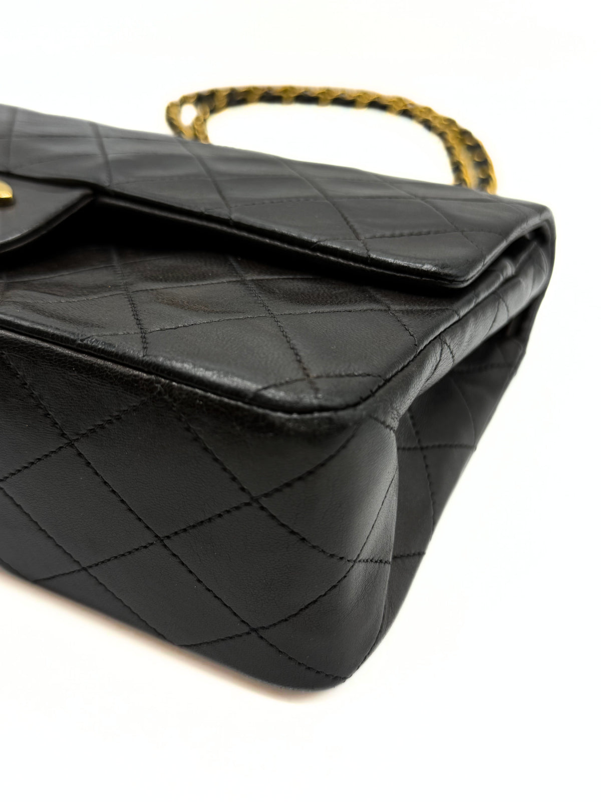 CHANEL | Timeless 2.5 Double Flap Vintage Black