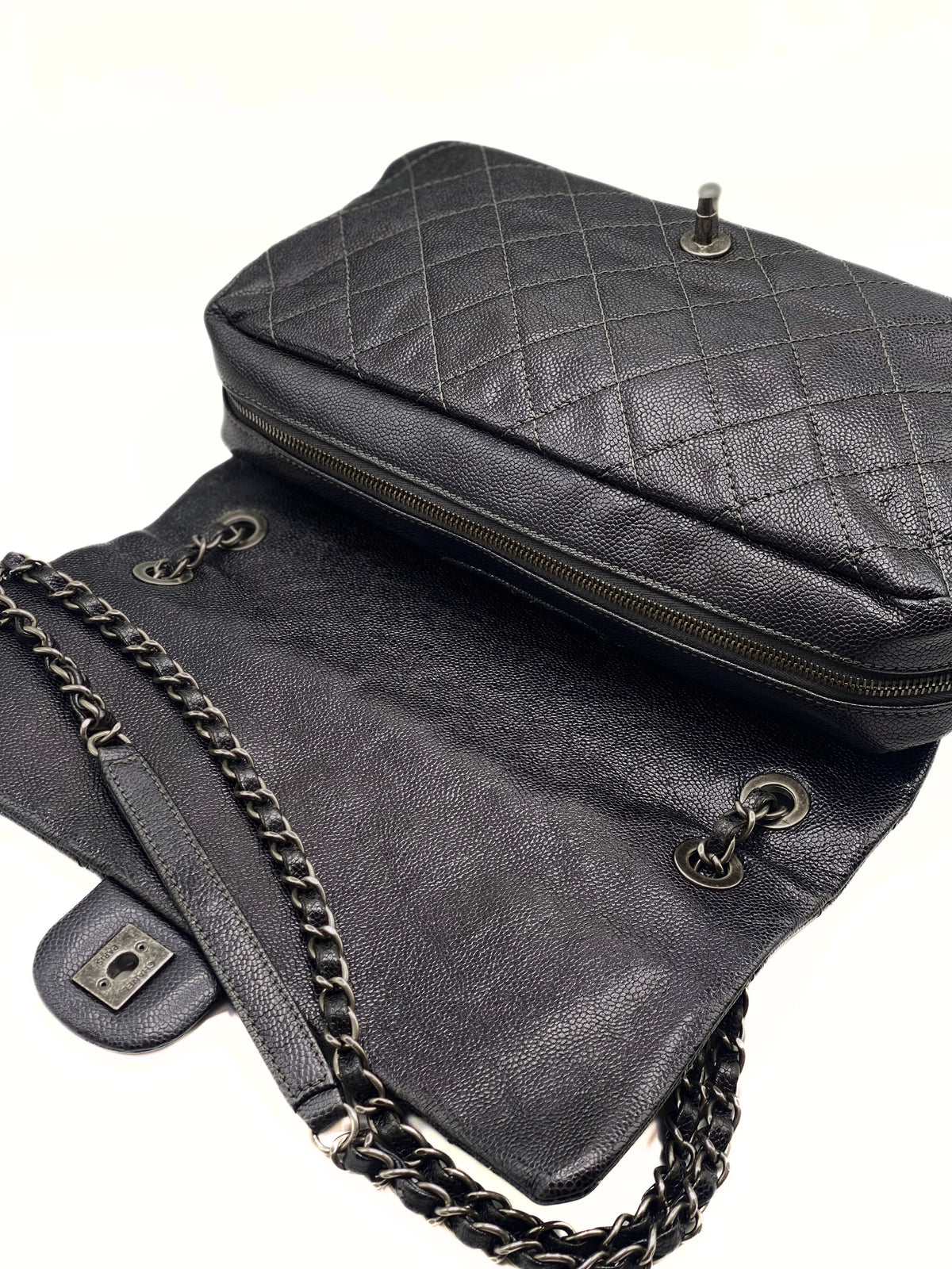 CHANEL | Easy Caviar Metallic Grey