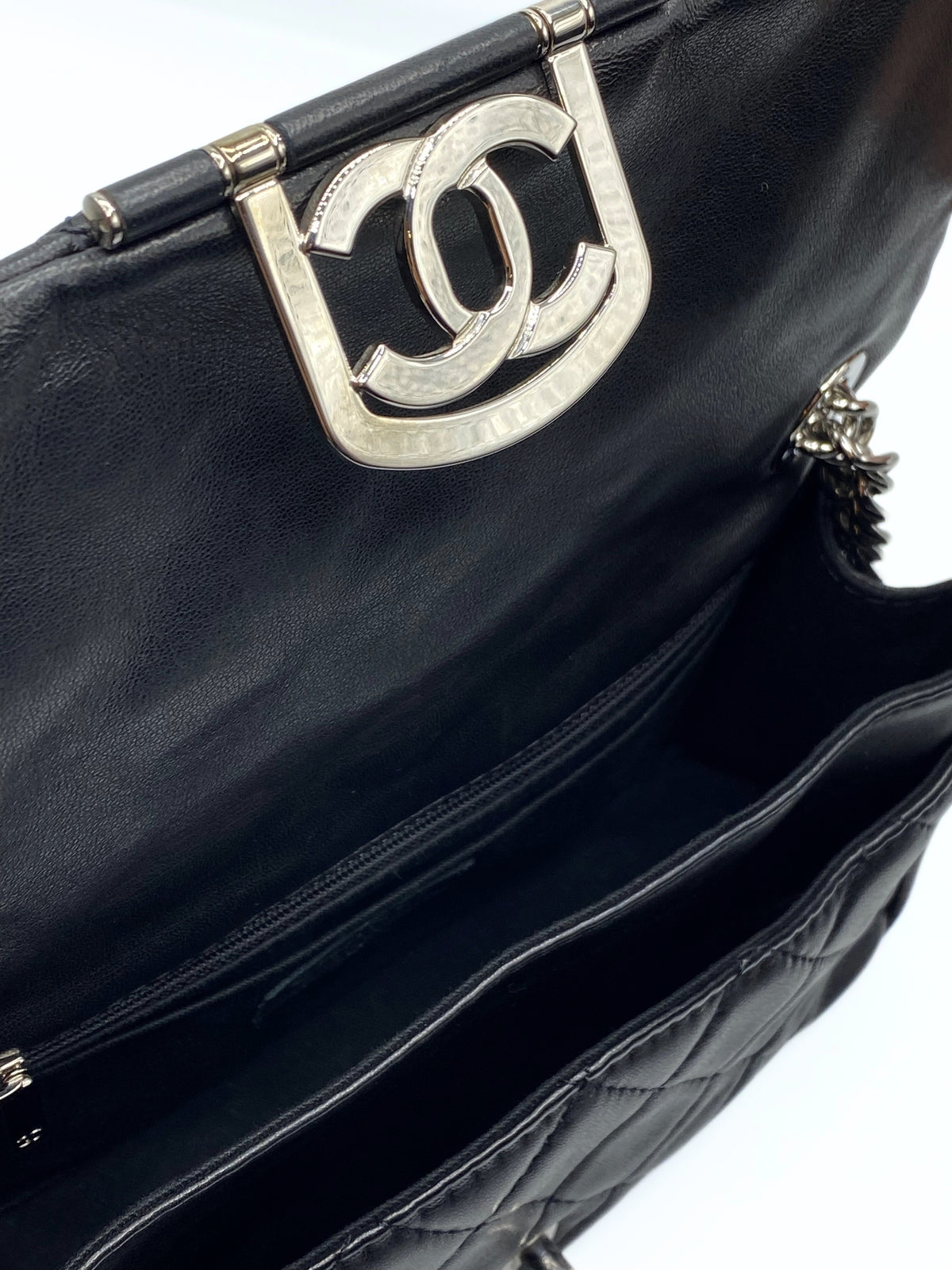 CHANEL | Icons Secret Single Flap