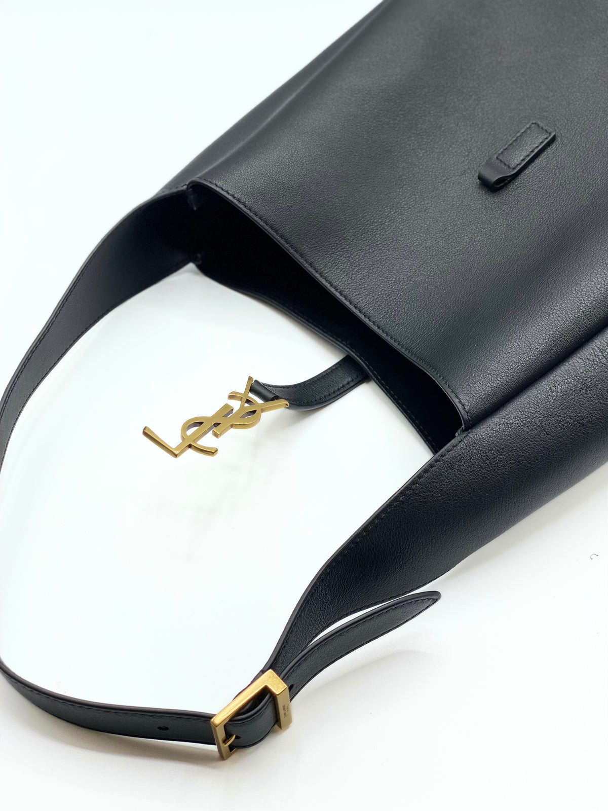 SAINT LAURENT | 5 è 7 Small Hobo Bag