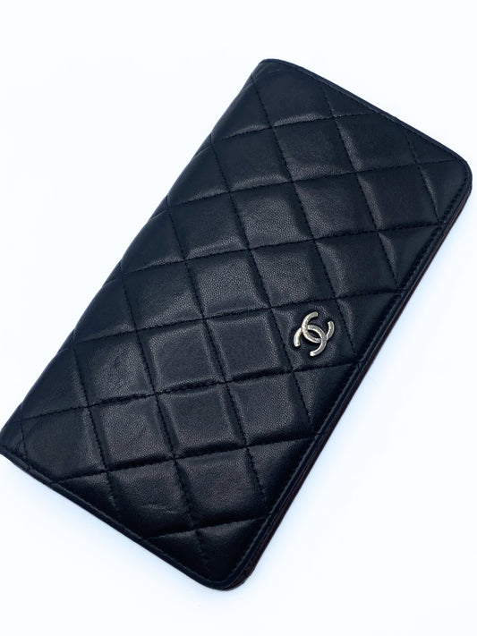 CHANEL | Flap Wallet Matelassé