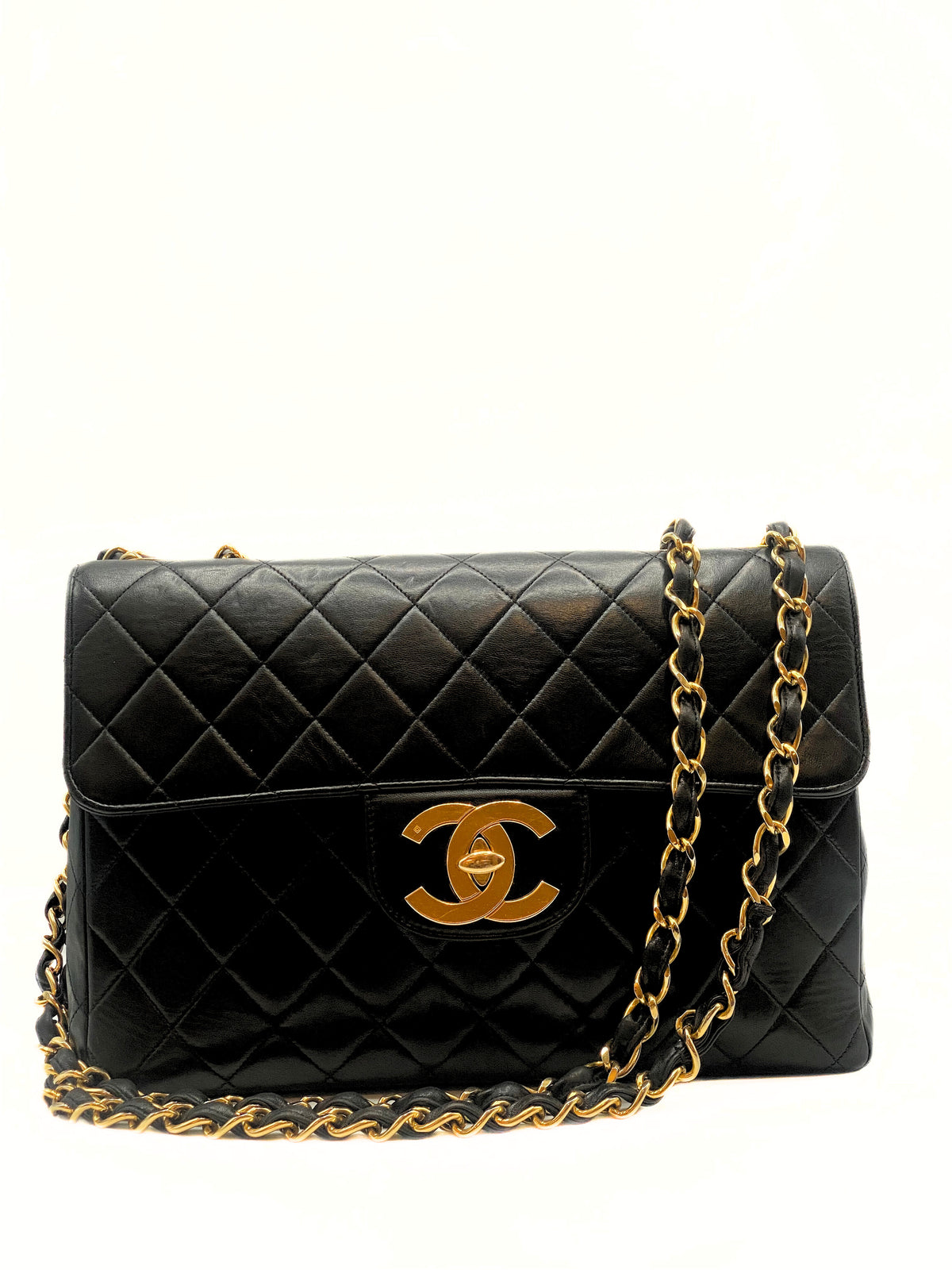 CHANEL | Maxi Logo Vintage