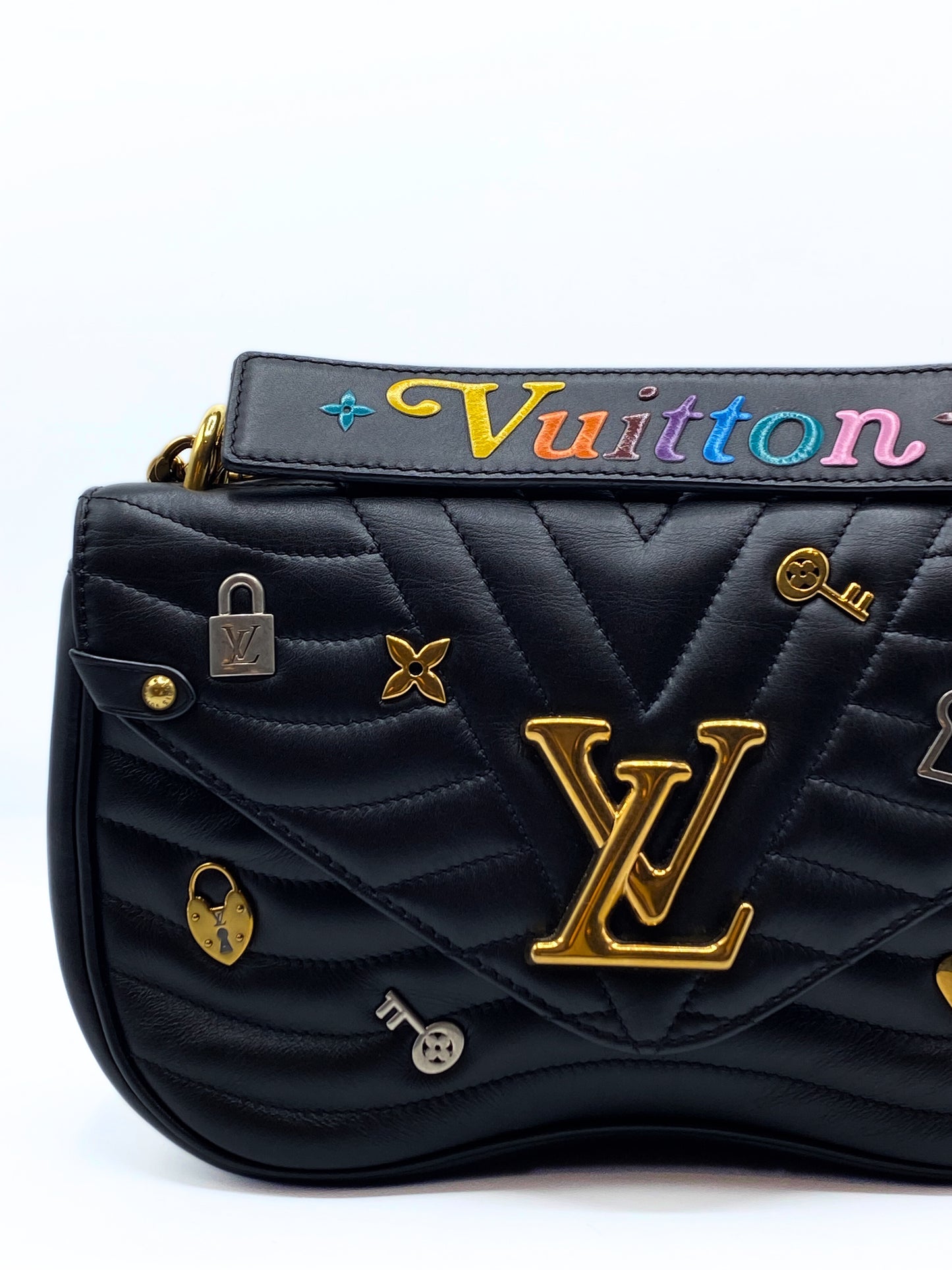 LOUIS VUITTON | New Wave Love Lock