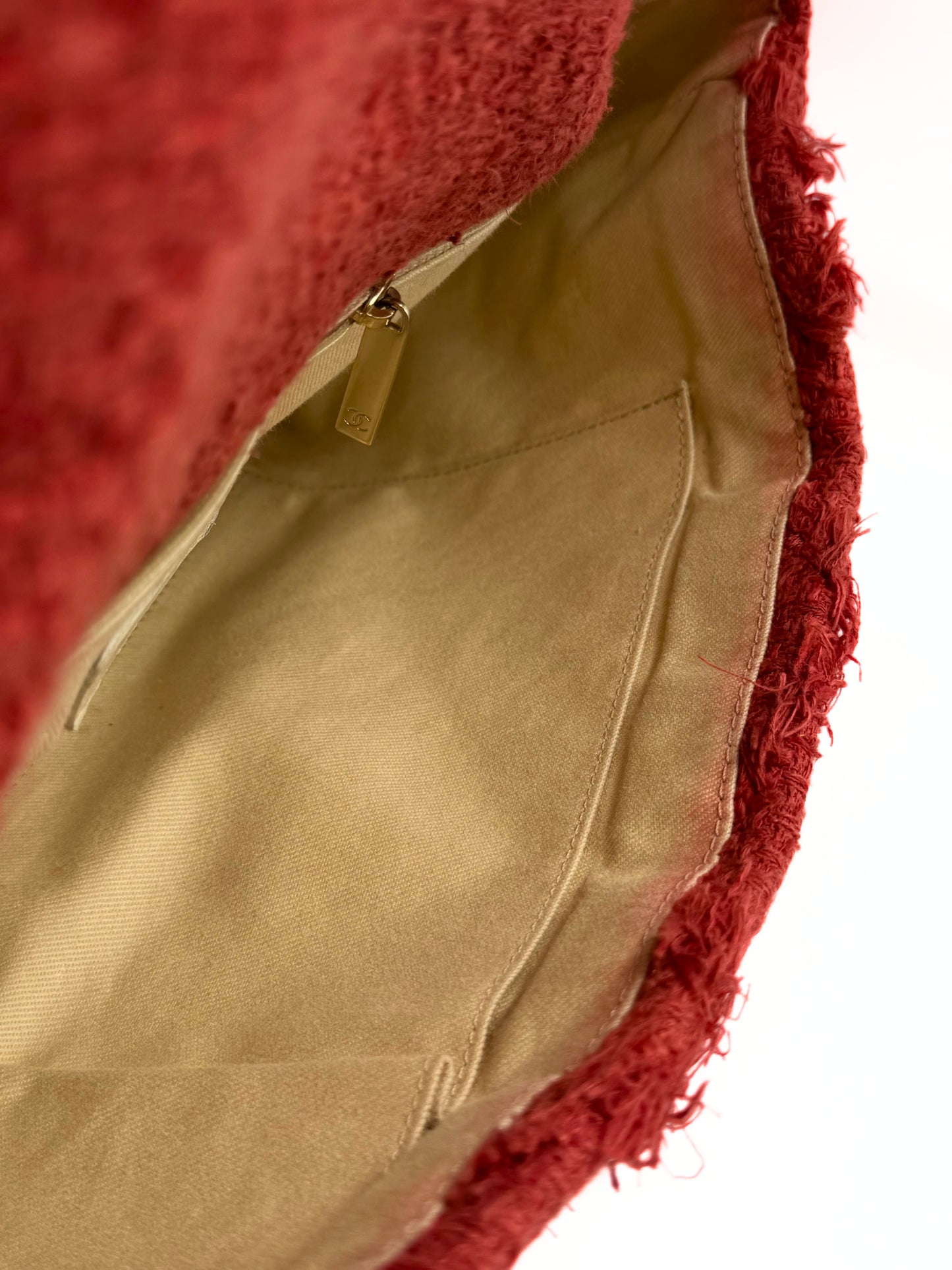 CHANEL | Red Diamond Stitch Tweed Maxi "Nature Flap" Bag