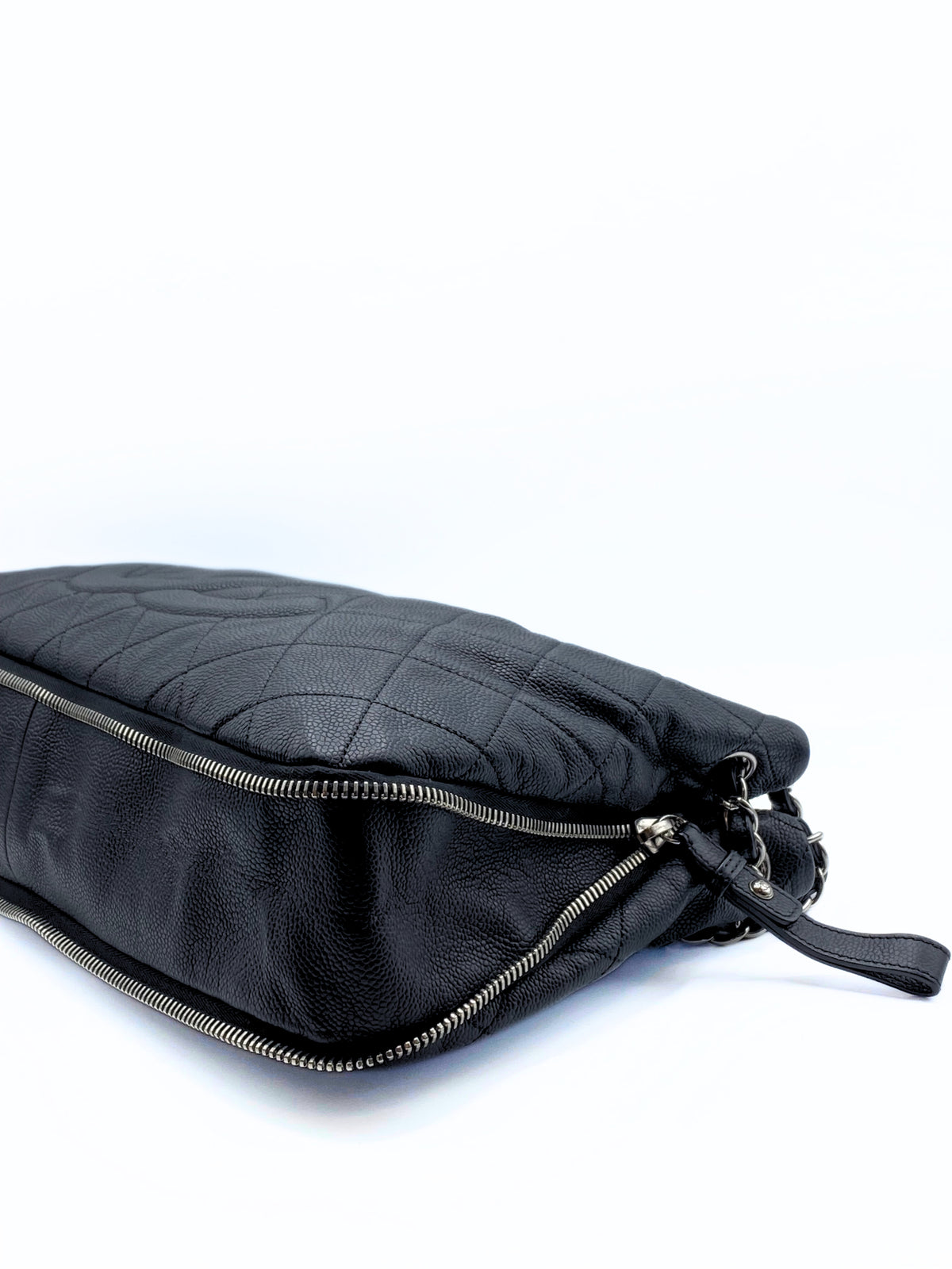 CHANEL | Expanded Caviar Shopper