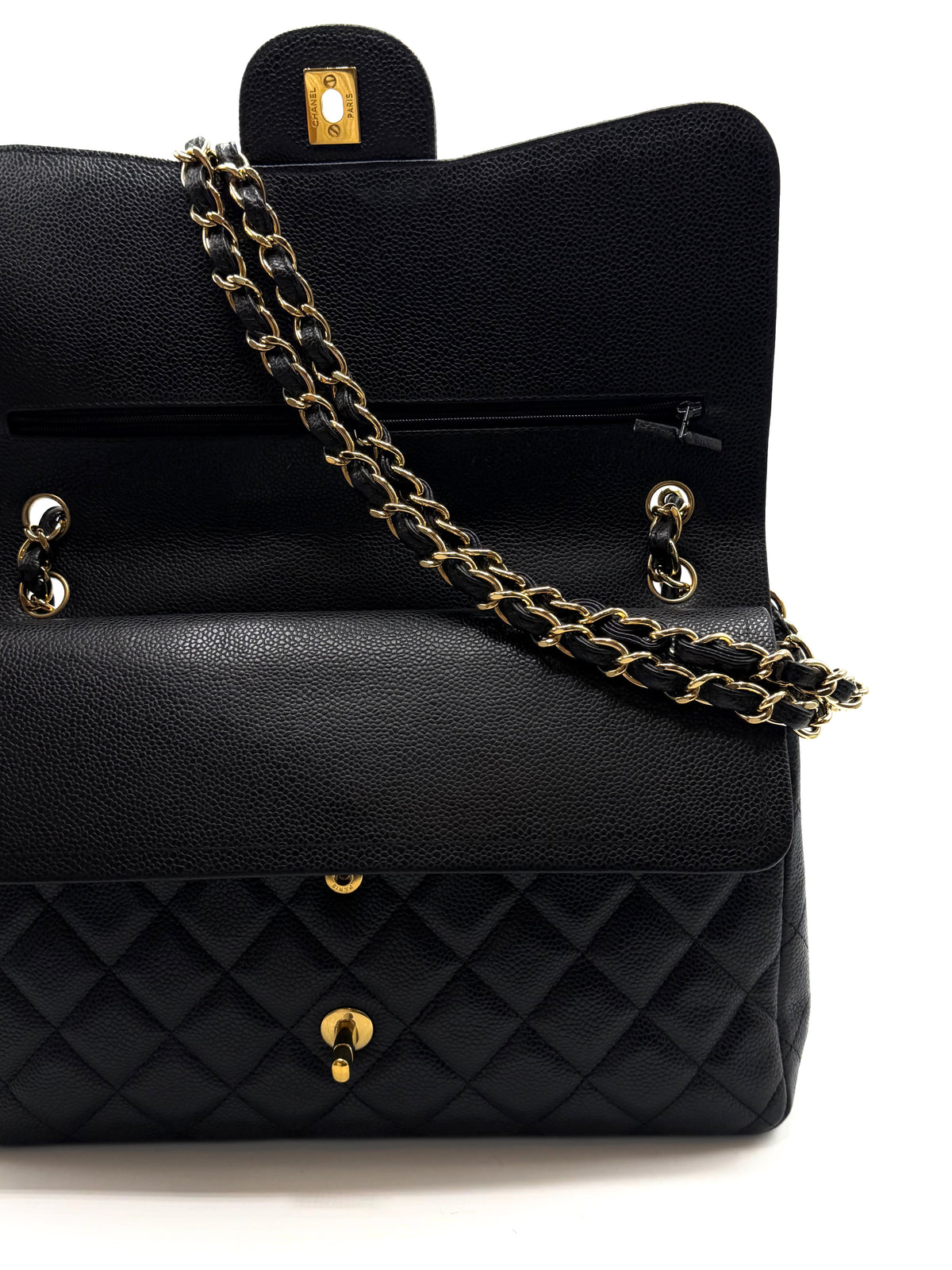 CHANEL | Jumbo Double Flap in Black Caviar