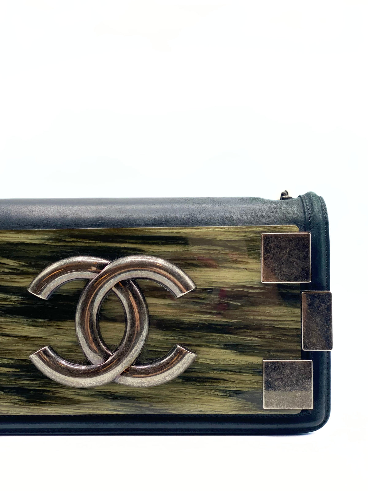 CHANEL | Brick Iridescent Limited Edition